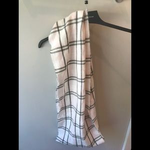 Pink and grey scarf
